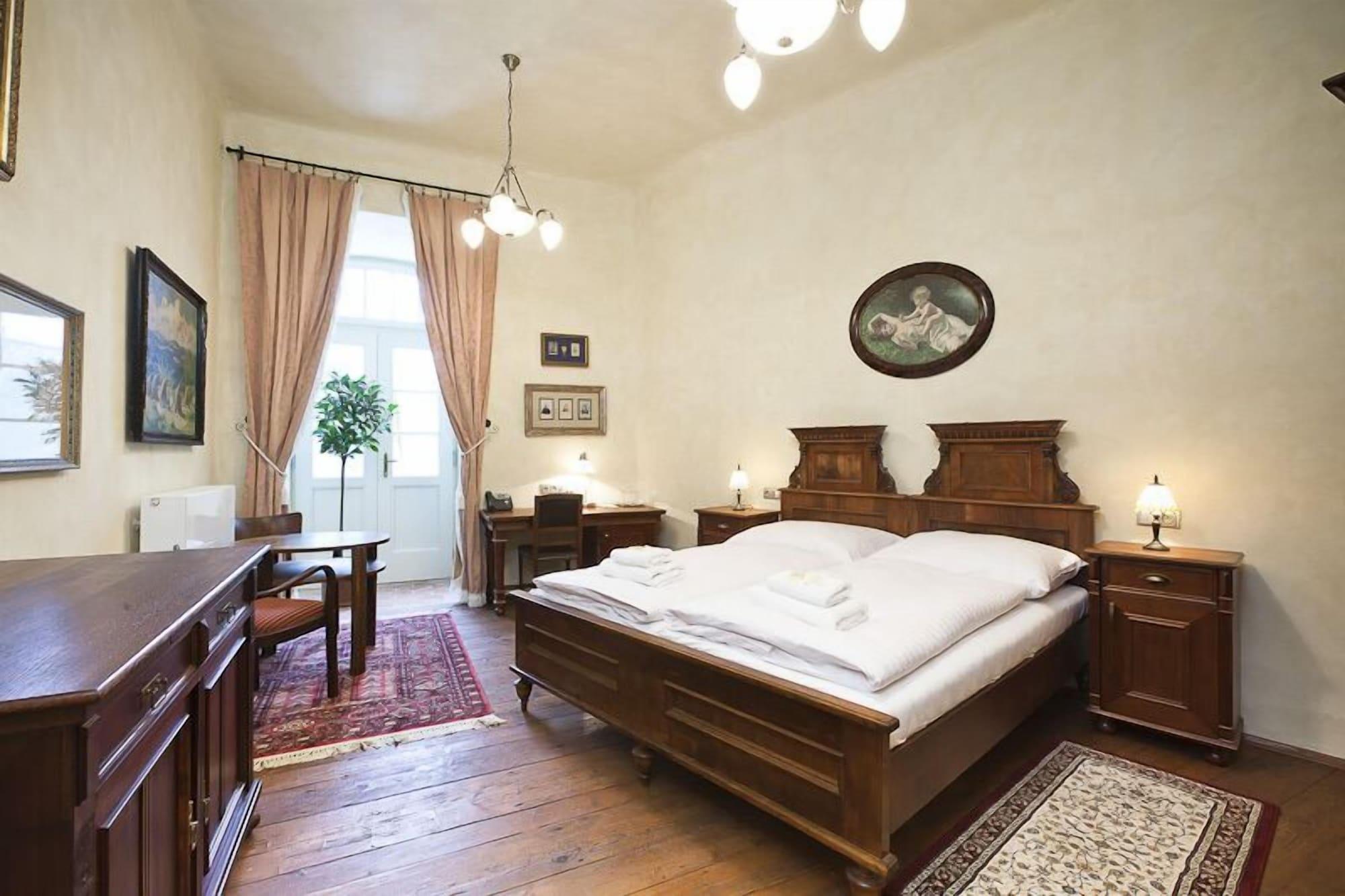 Hotel Latran Český Krumlov Exteriör bild
