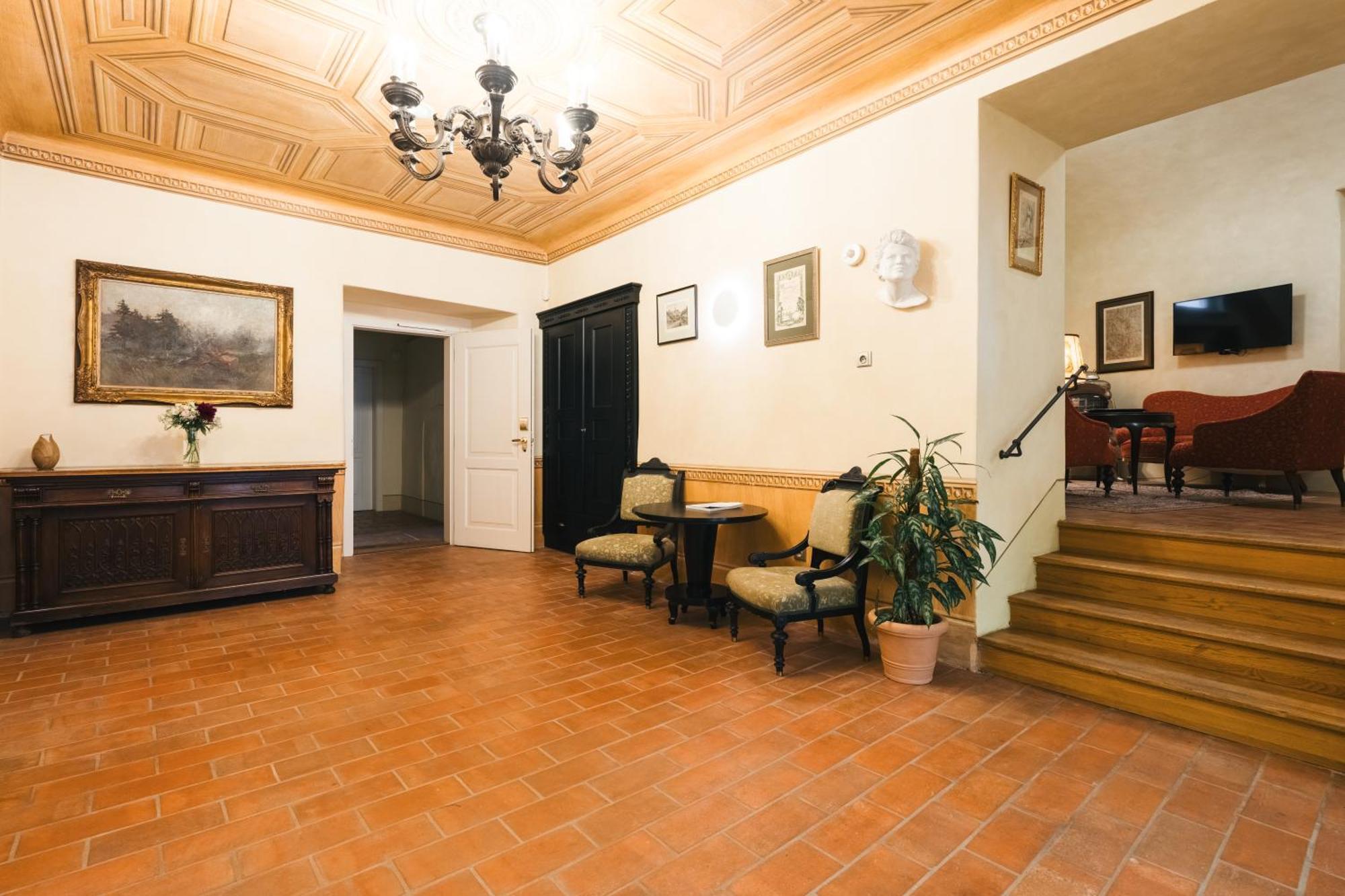 Hotel Latran Český Krumlov Exteriör bild