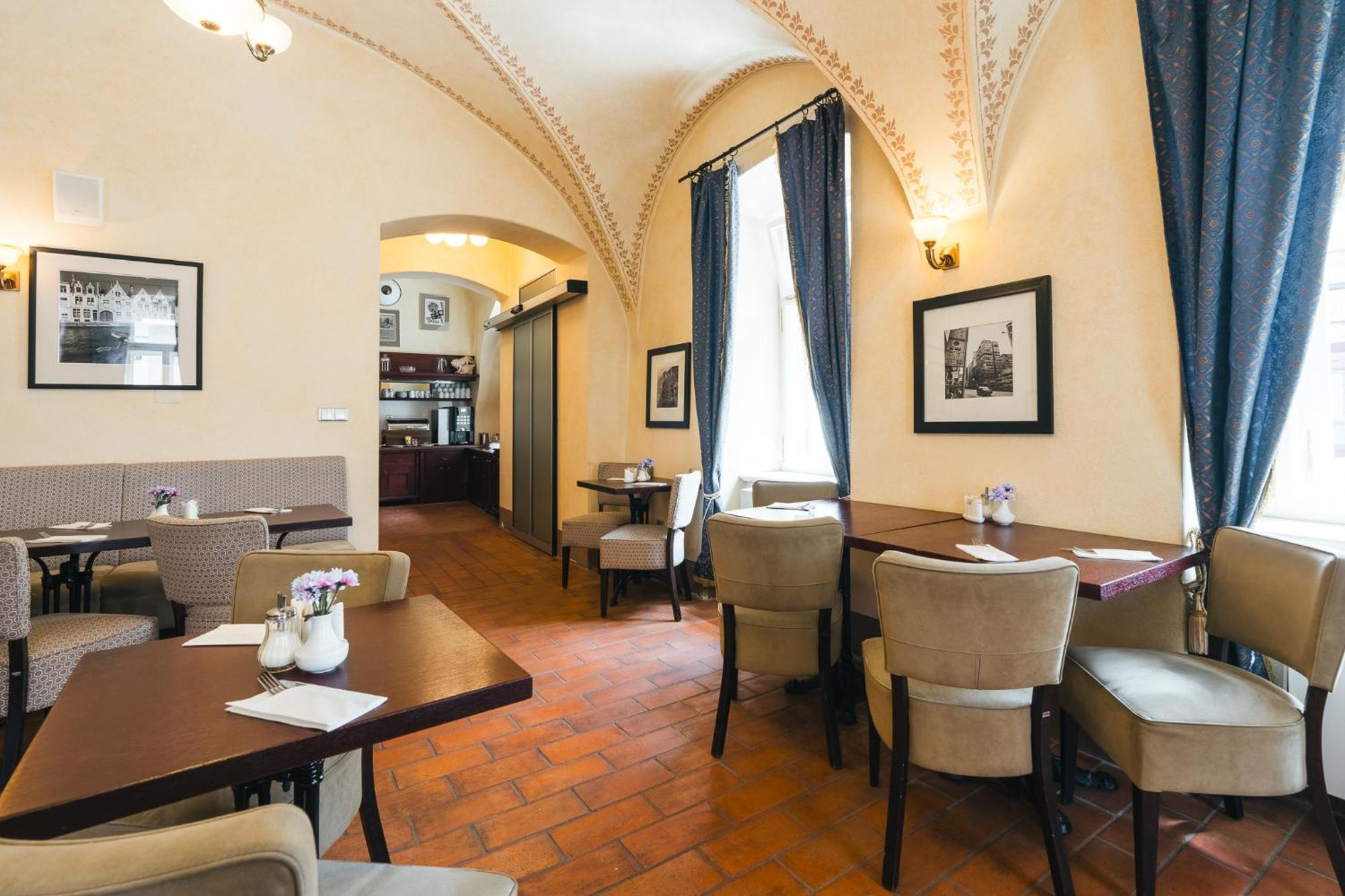 Hotel Latran Český Krumlov Exteriör bild